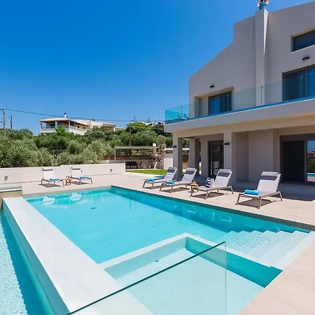 Estel Residences Villa *