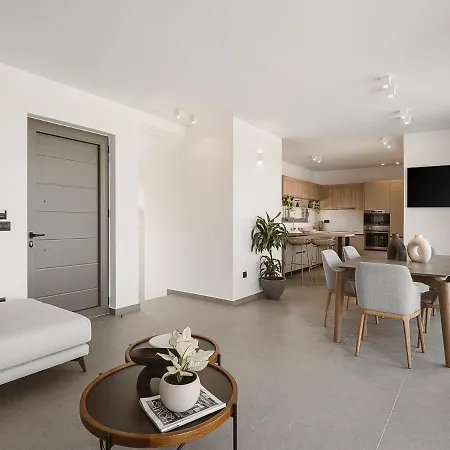 Villa Estel Residences *